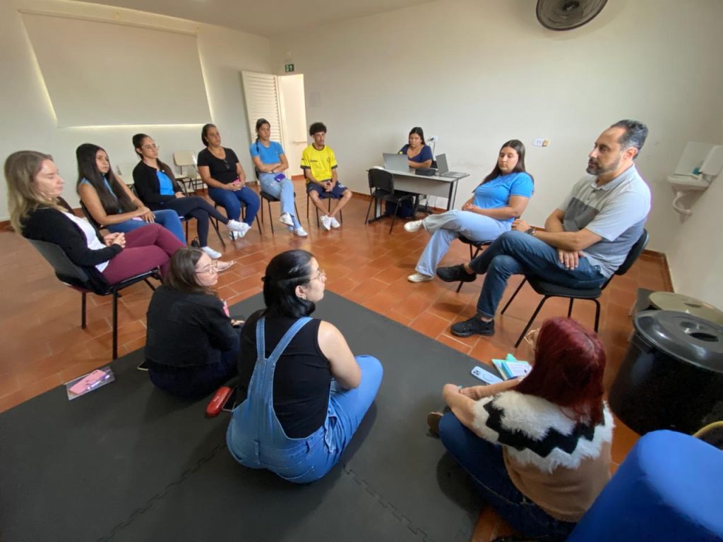 Capacitação fortalece atendimento no Núcleo Municipal de Atendimento Especializado